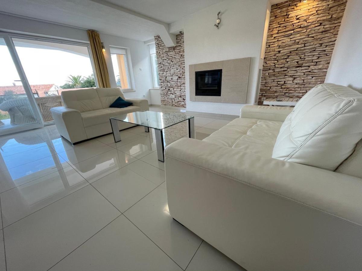 Villa Lina Premantura Kültér fotó