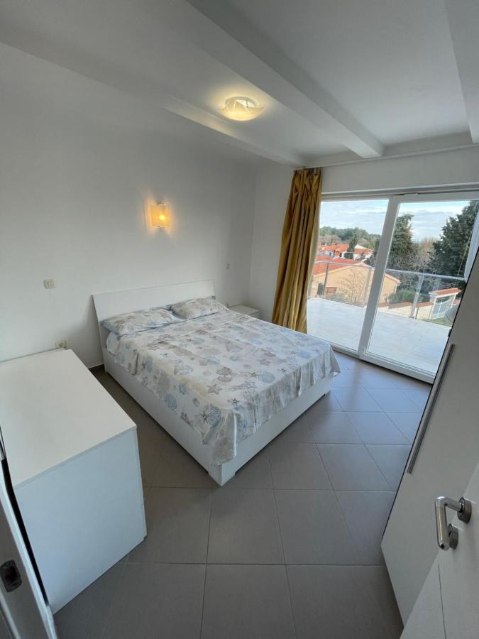 Villa Lina Premantura Kültér fotó